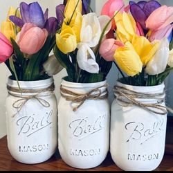 Chalk painted distressed SPRING mason jars - TULIPS mixed