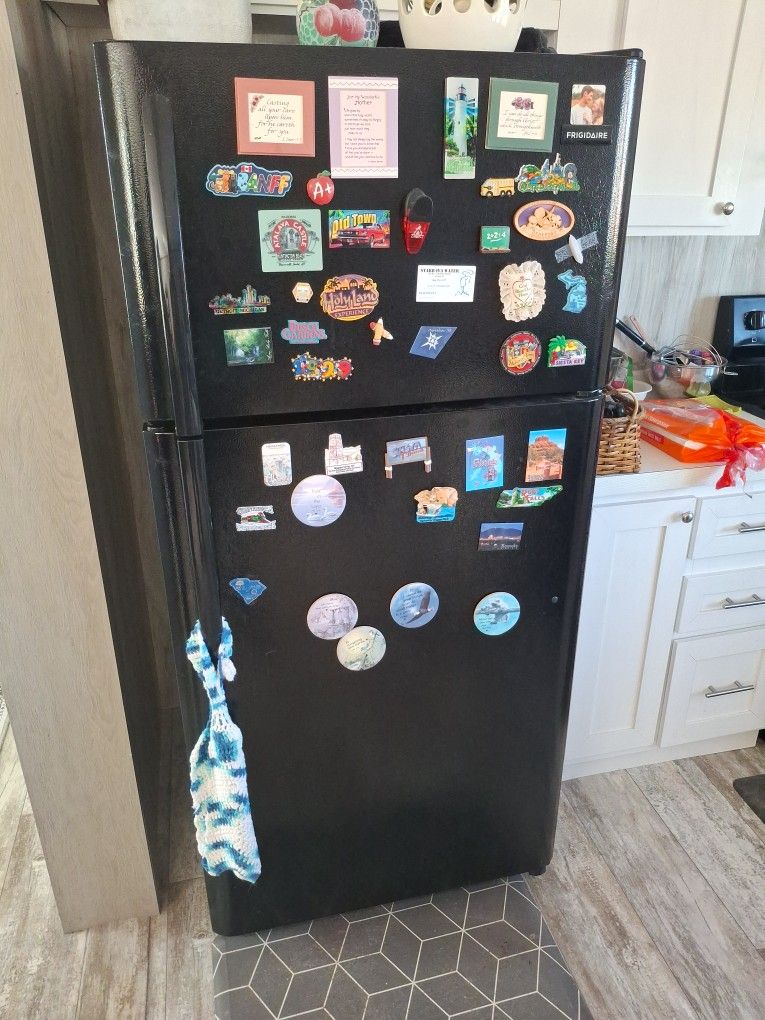 Frigidaire Fridge and Freezer Garage Ready