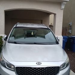 2015 kia Sedona LX 