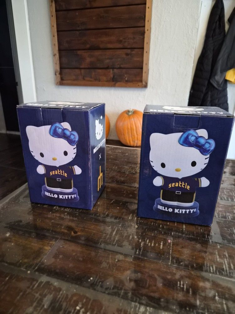 Hello Kitty Bobble Head