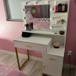 Vanity 