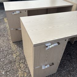 60x24 desks
