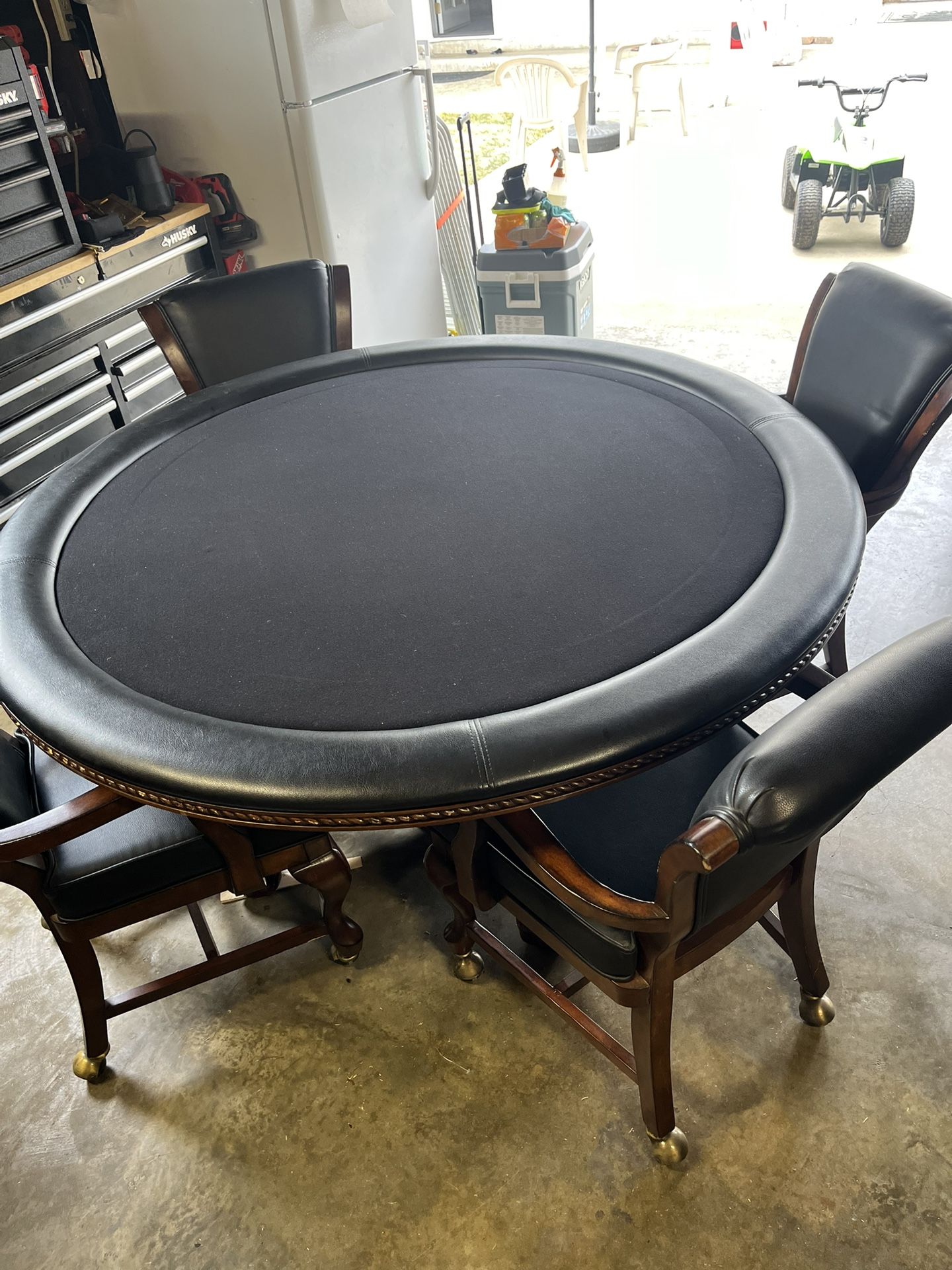 Poker Table