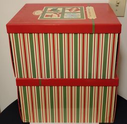 2007 Hallmark Keepsake Ornament Boxes - Set of 2