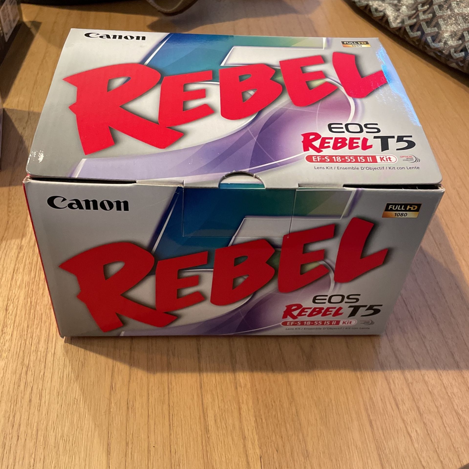 Canon Rebel T5 With 18-55mm Lens