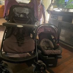 Stroller In Car Seat In Base 