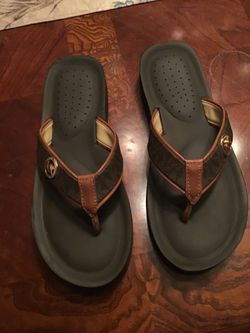 Michael kors thong sandals