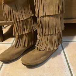 $30-Each Pair Brand New Women's Minnetonka Fringe Boots/ Read Description