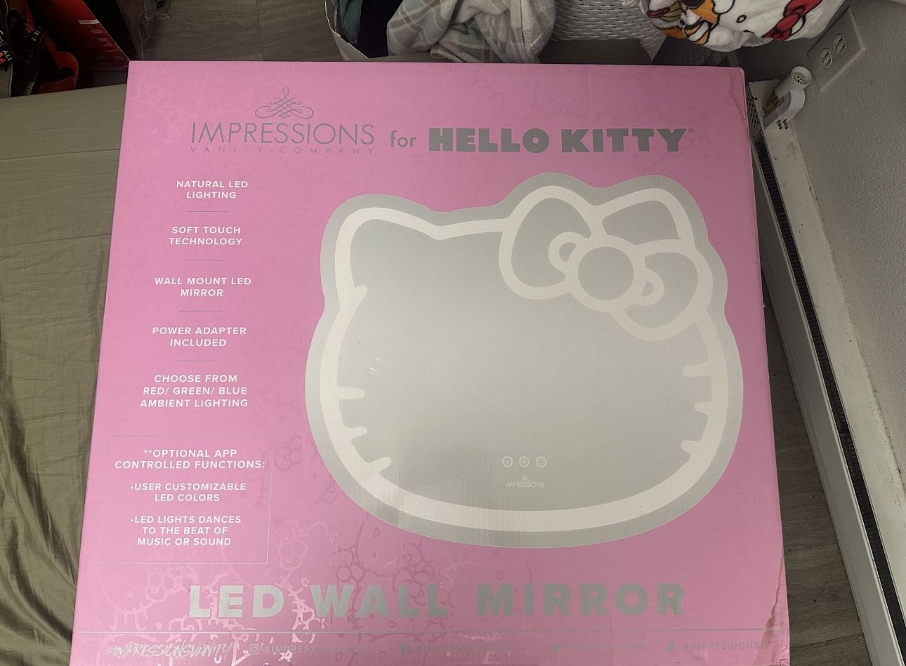 Hello Kitty Impressions Vanity