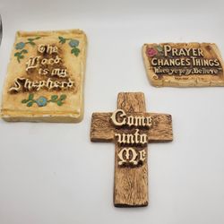 3 Piece Set Vintage Religious Scripture Chalkware In Excellent Condition