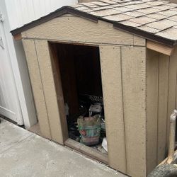 Large Dog House 