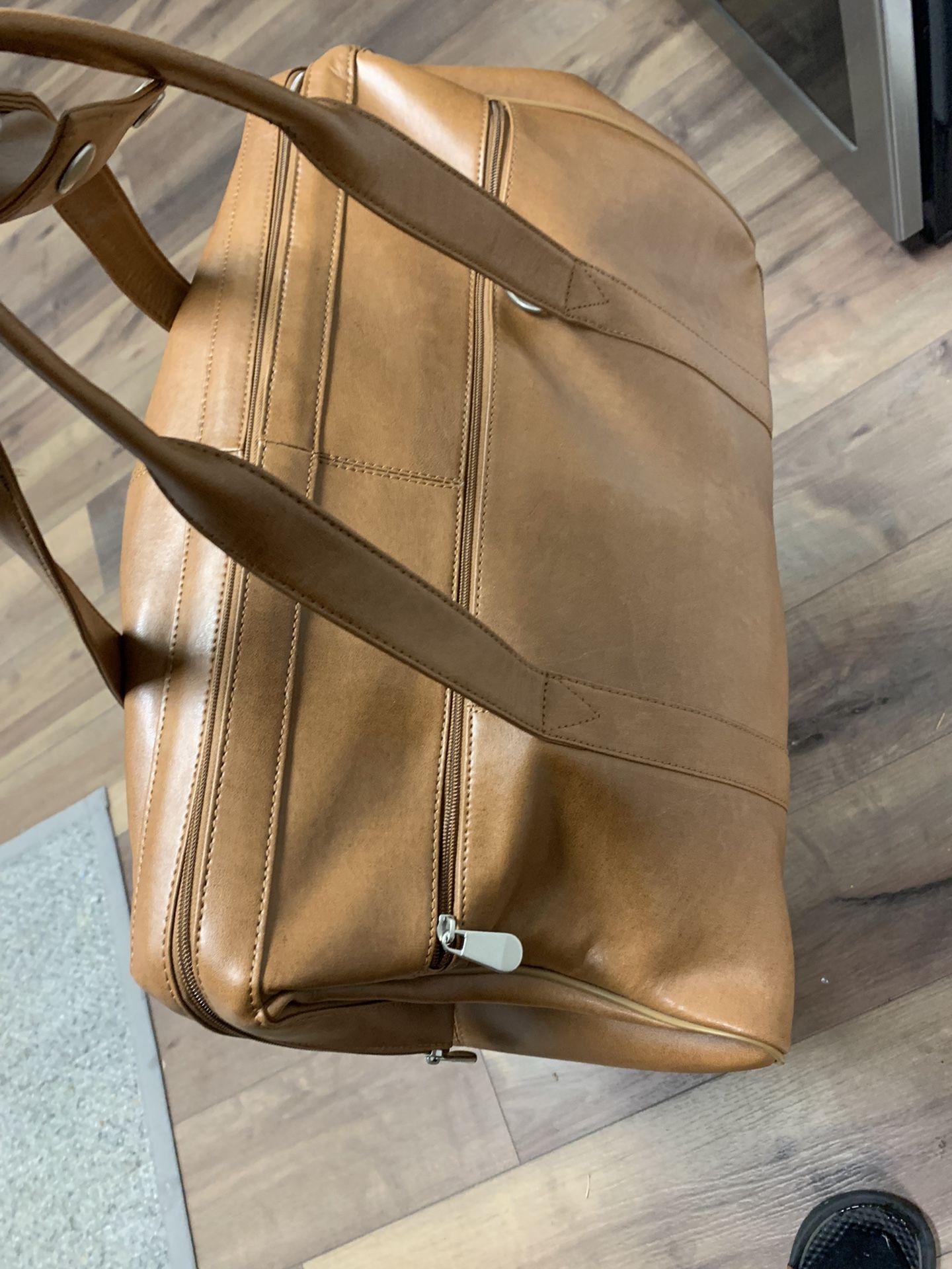 hand bag