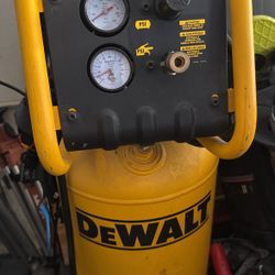 15 Gal Dewalt Air Compressor 