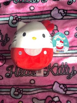 Hello Kitty Squishmallow