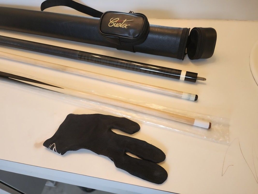 Barely Used- Rage Pool Cue