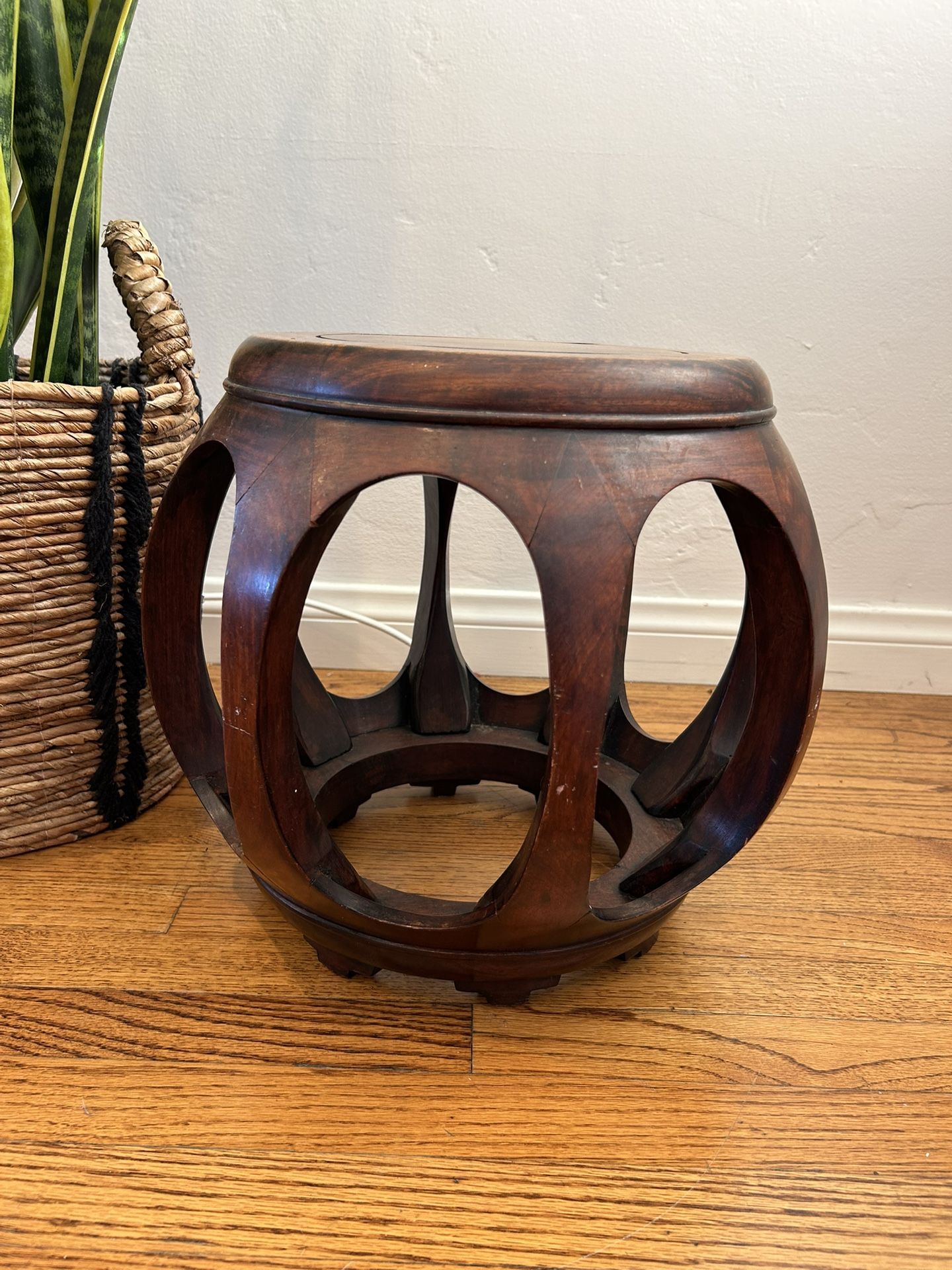 Vintage Chinoiserie Asian Pierced RoseWood Drum Table / Stool Antique SPHERICAL Plant stand Stool Chair Asian Chinese Antique 