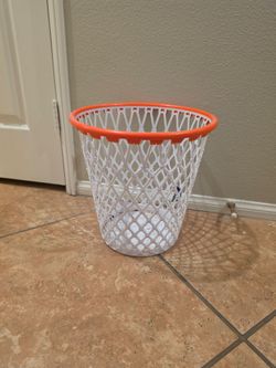 Basketball Trash Can / waste basket