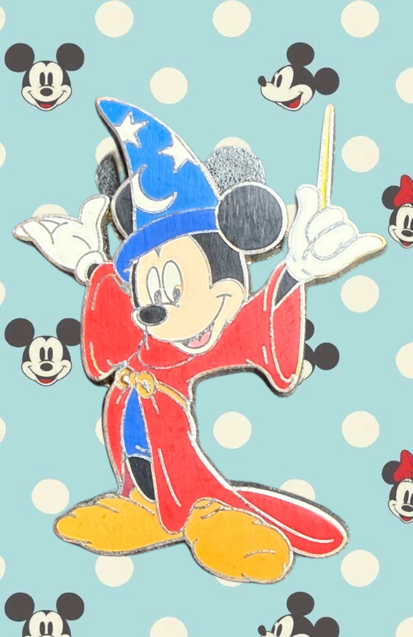 Disney 2008 Sorcerer Mickey Fantasia Enamel Pin Trading Collectible