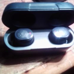 Skullcandy Wireless Headphones 
