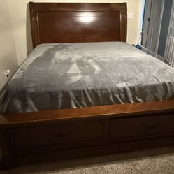 King Bedroom Set $550 Obo