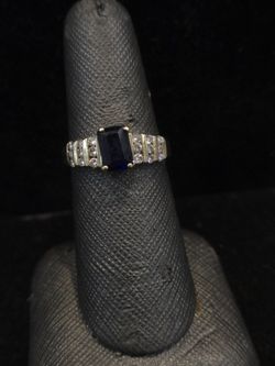 10k Gold Lady's Ring 