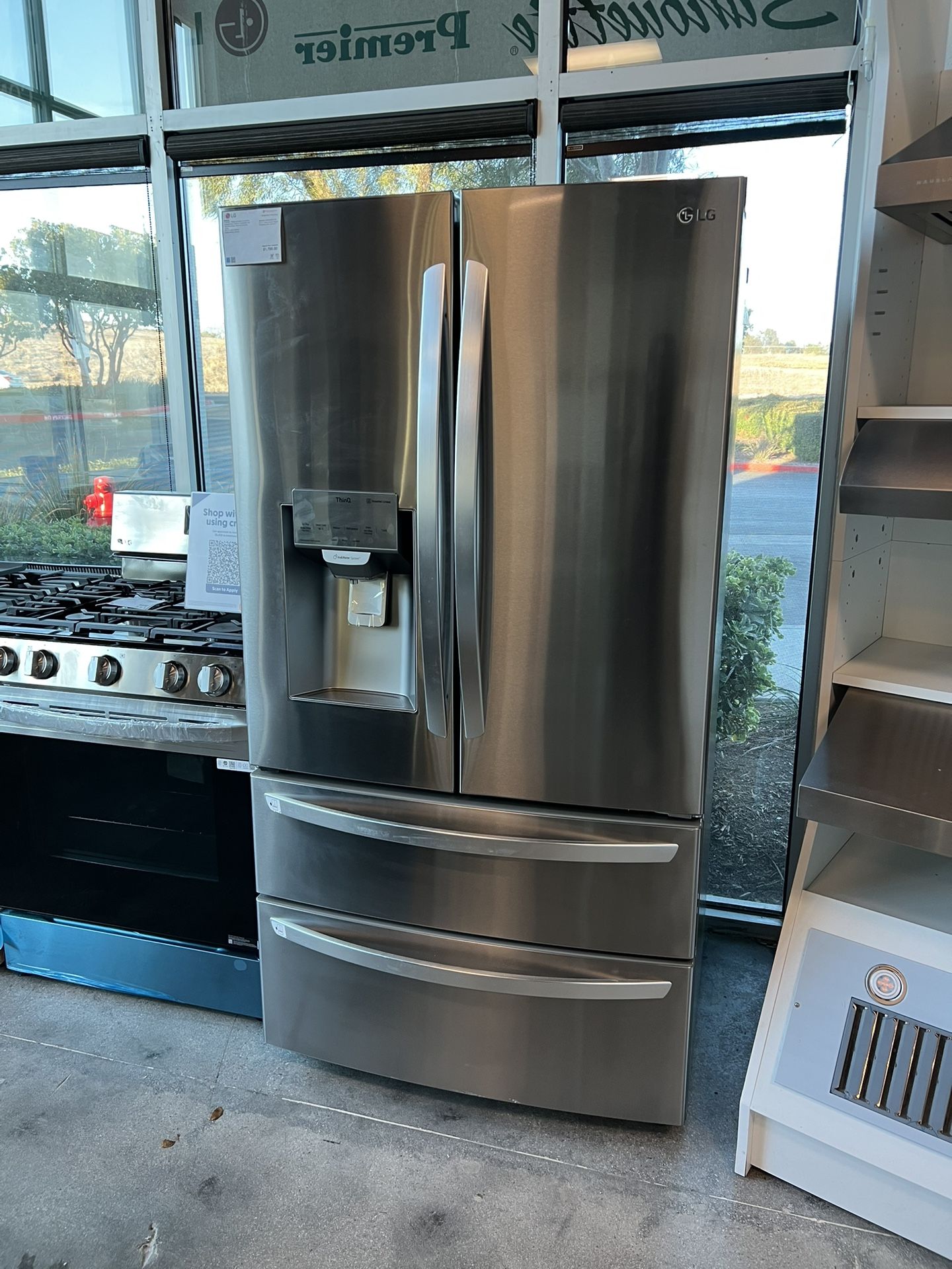 LG 28cu.ft 4-door Refrigerator - 🚨MURRIETA LOCATION🚨
