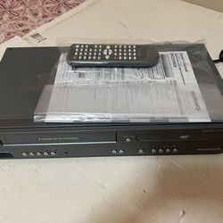 New  Magnavox DV225MG9 DVD VCR Combo Dvd Player Vhs Player 