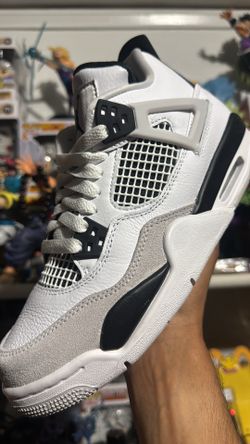 Military Black Jordan 4s Gradeschool