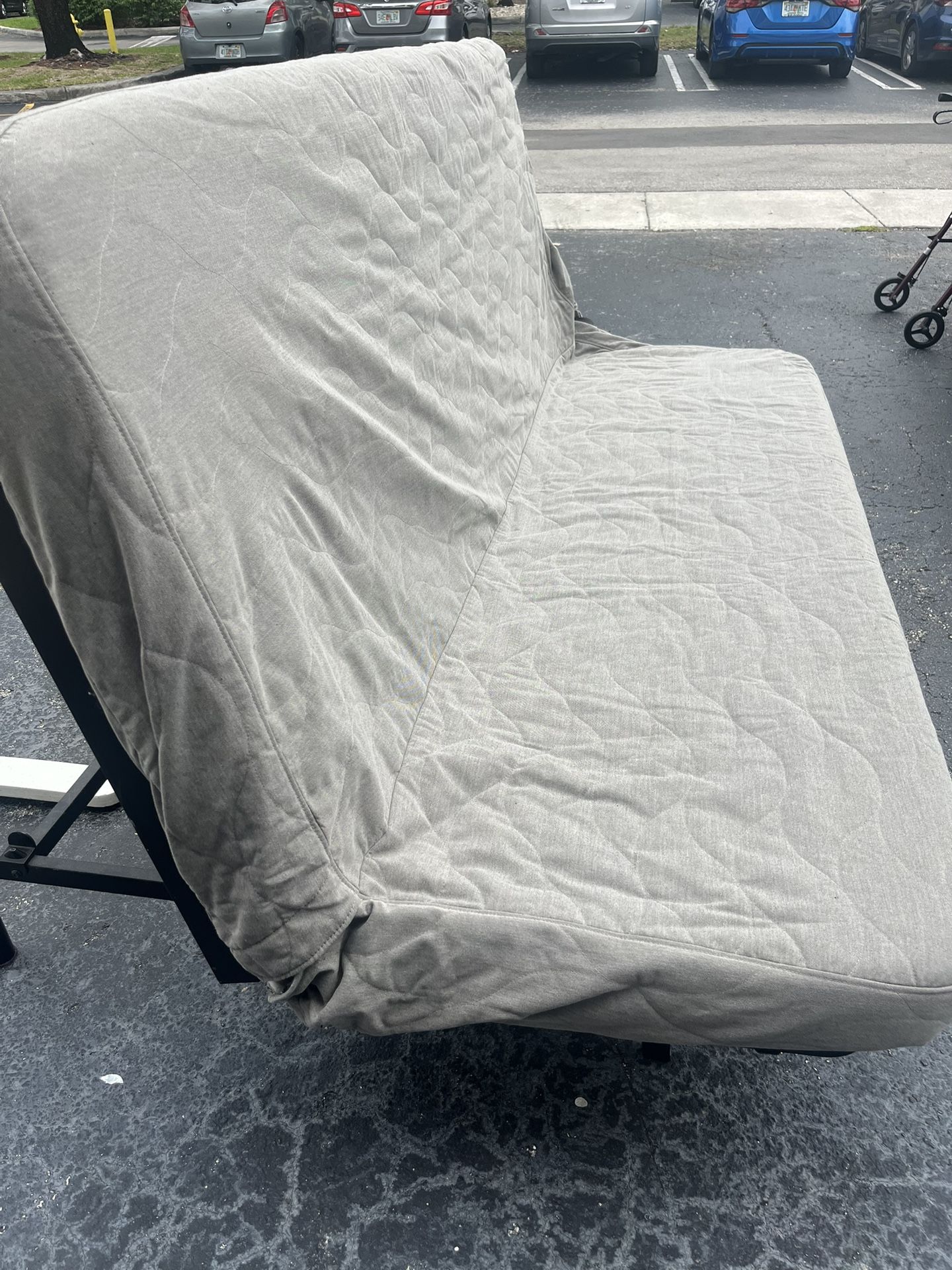 Futon 
