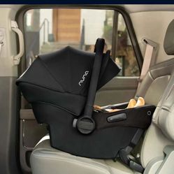 NUNA Pipa Urbn travel System 