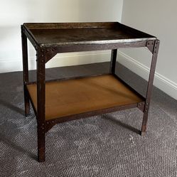 Vintage Industrial Cast Iron End Table Furniture/Home Decor For Home Apartment Studio Retail Commercial Store