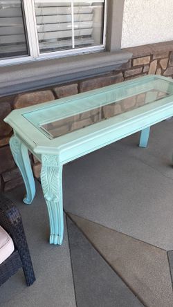 Long table