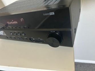 Yamaha RX-V381 5.1-channel A/V receiver.