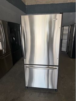 33” Whirlpool FRIDGE REFRIGERATOR NEVERA HELADERA FRIO REFRIGERADOR GOOD CONDITION DELIVERY 🚚 FREE WARRANTY 100 DAYS 7️⃣8️⃣6️⃣4️⃣2️⃣0️⃣1️⃣3️⃣4️⃣7️⃣