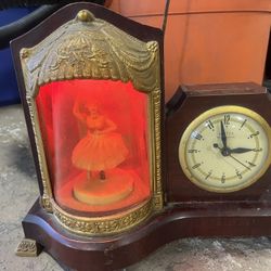 Vtg United Self Starting Animated Musi Rotating Ballerina Mantel Clock Model 870