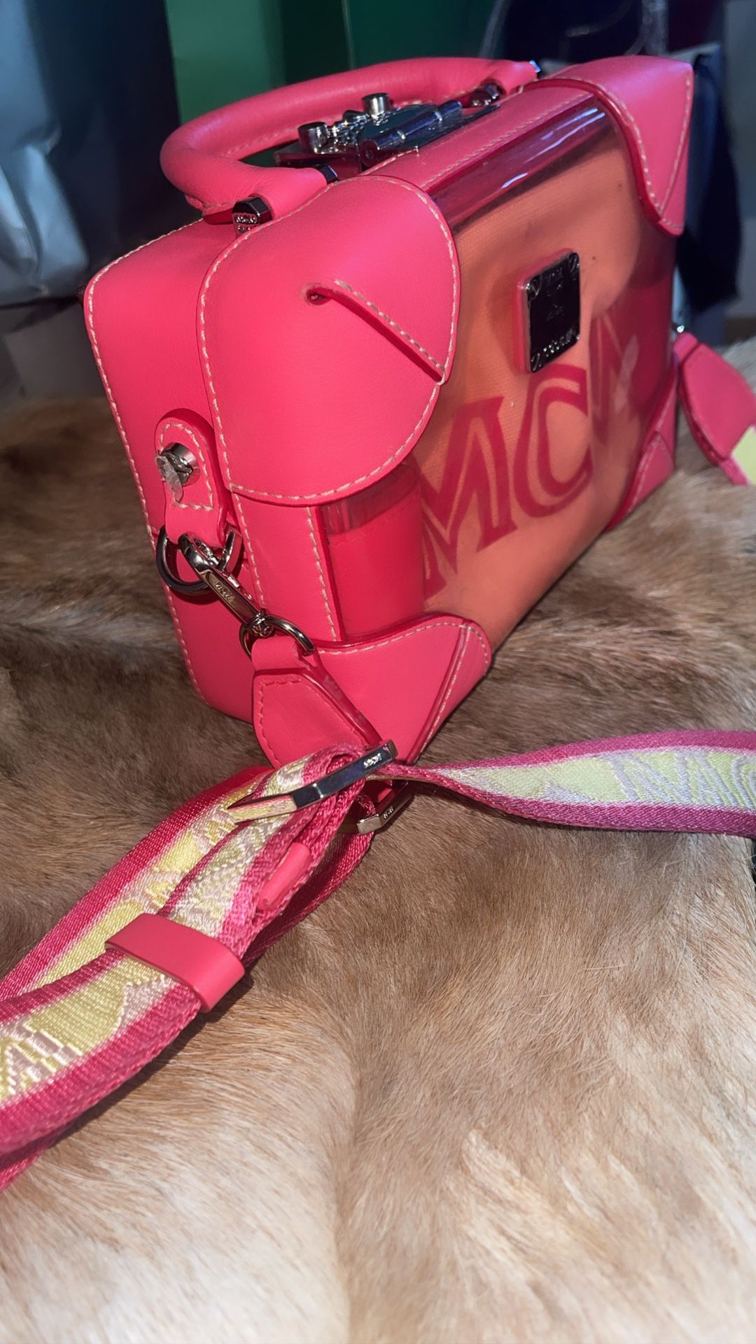 MCM Visteos Pouch Purse Pink Leather Cross Body Bag/Pouch for Sale in North  Providence, RI - OfferUp