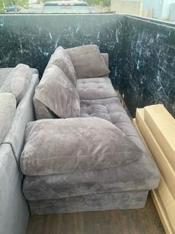 Corner sectional couch