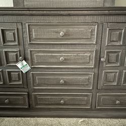 Gray Nightstand/Dressers 