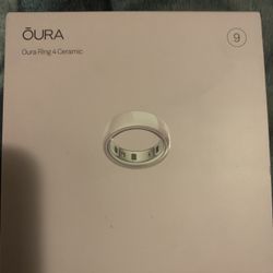 Oura Ring 4 Ceramic 