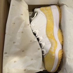 Jordan 11 Low