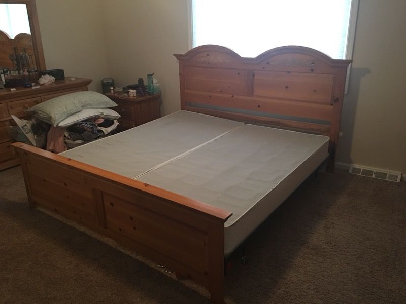 Broyhill Fontana King size bed frame with headboard, footboard (pine) and box spring