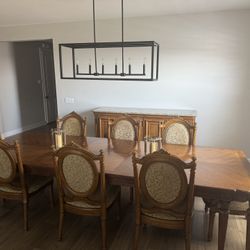 Bernhardt Dining Room Set With Matching Console