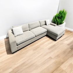 FREE DELIVERY! 🚚  Room & Board Modern L-Shaped Sectional – Retails $2500