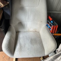 Modern Bouclé Accent Chair (Cream) – Cozy & Stylish