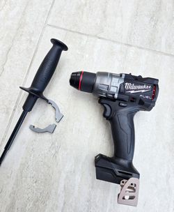 Milwaukee FUEL 18V BLACKOUT Hammer Drill