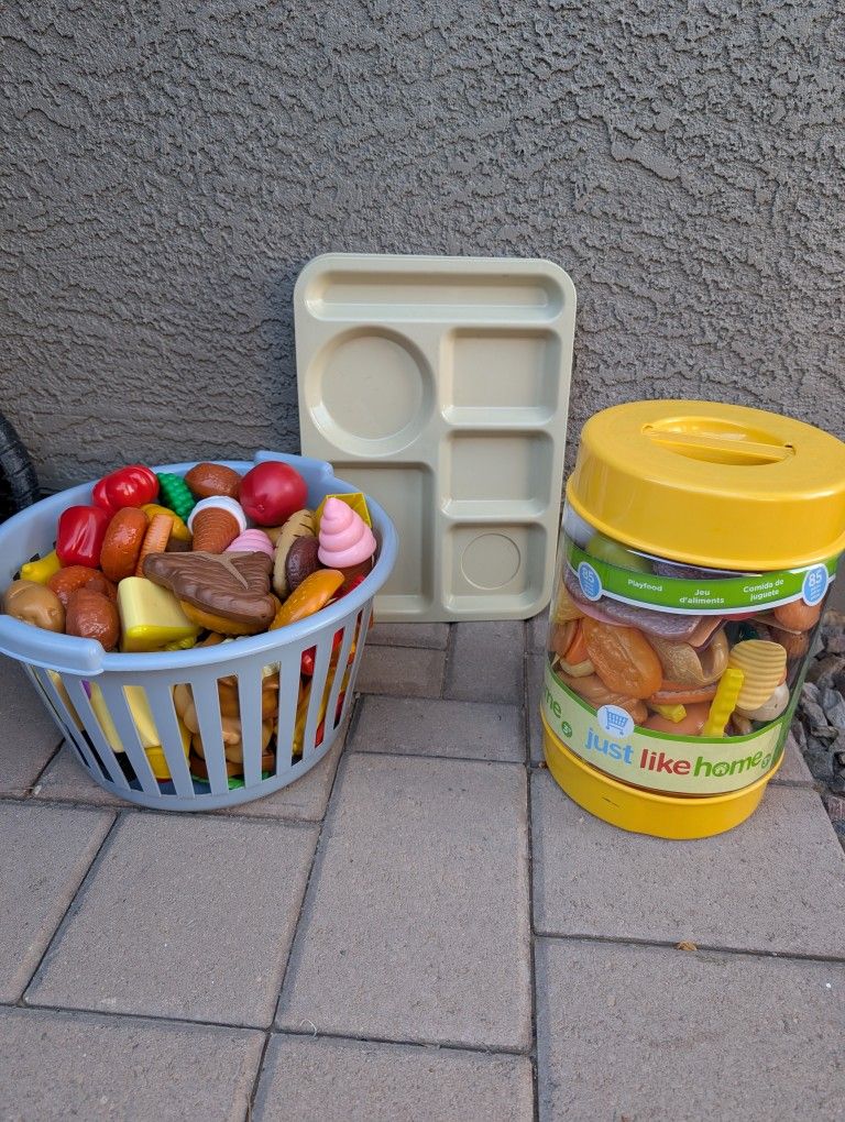 Play Food With 2 Trays