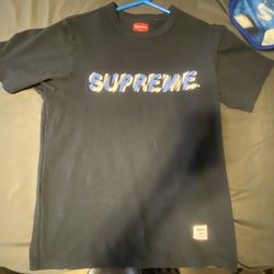 navy blue supreme tee