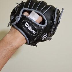 Wilson A2000 Baseball Glove for Sale in Towson, MD - OfferUp