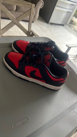 Dunks lows, blue and red