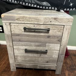 Side drawer 